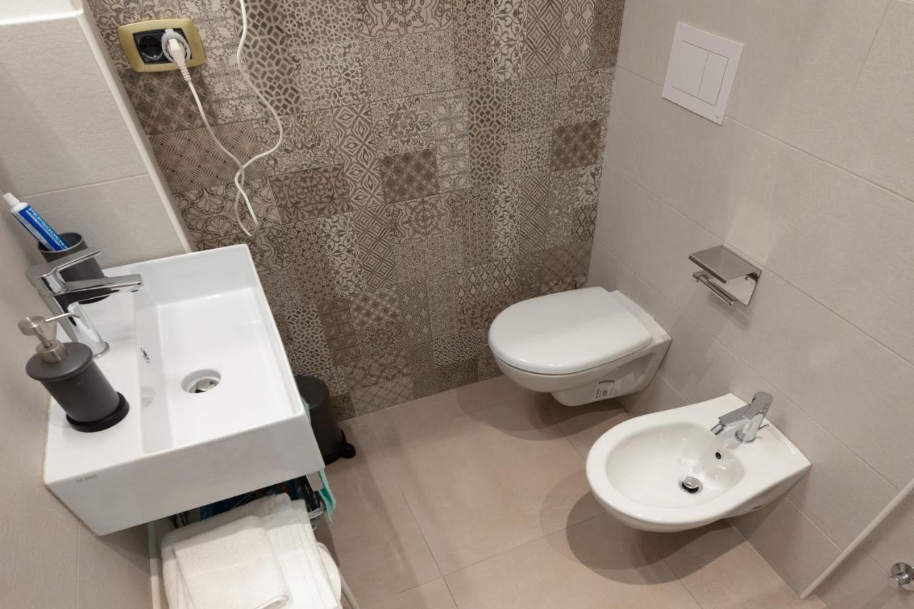 Il Priscio Apartment Бари Екстериор снимка