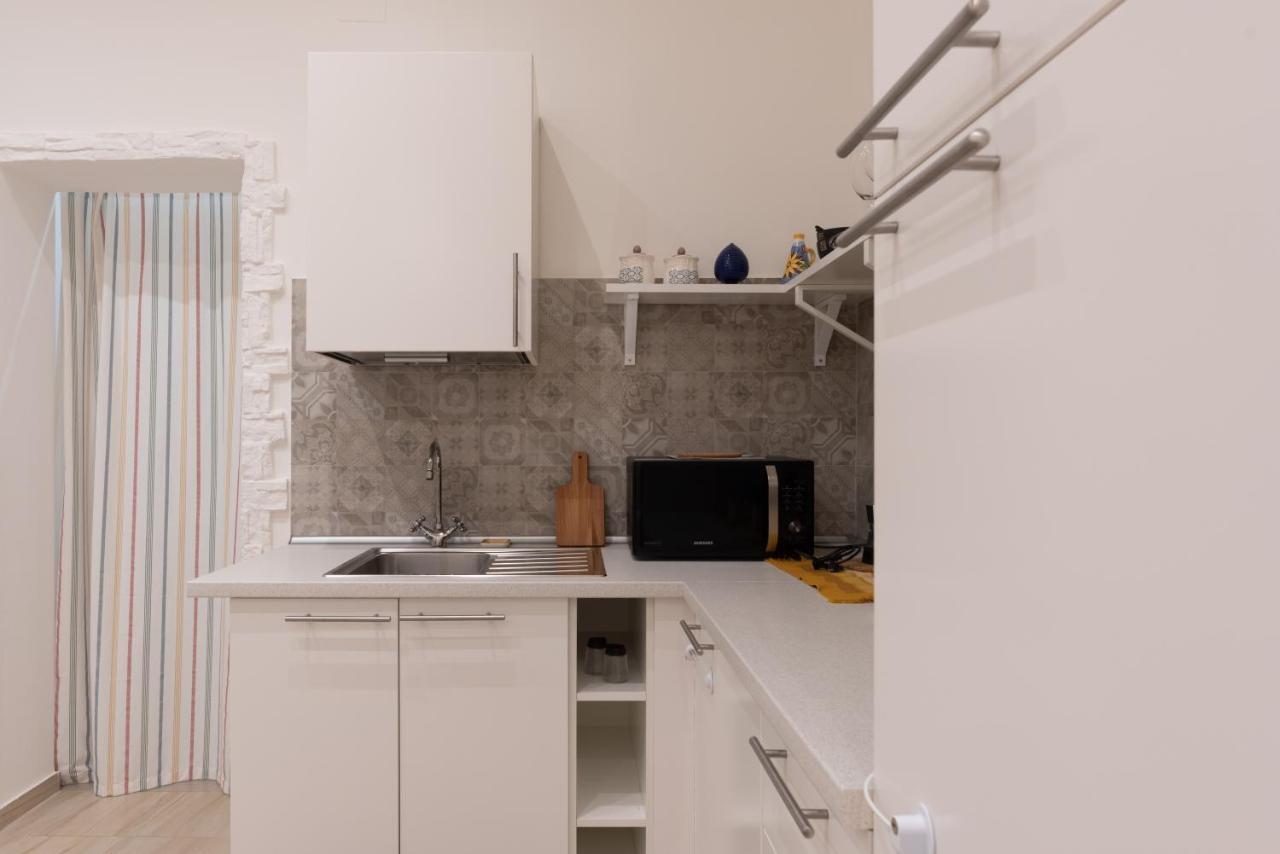 Il Priscio Apartment Бари Екстериор снимка